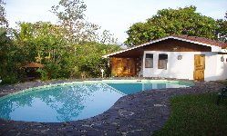 chalet 1  ct de la piscine